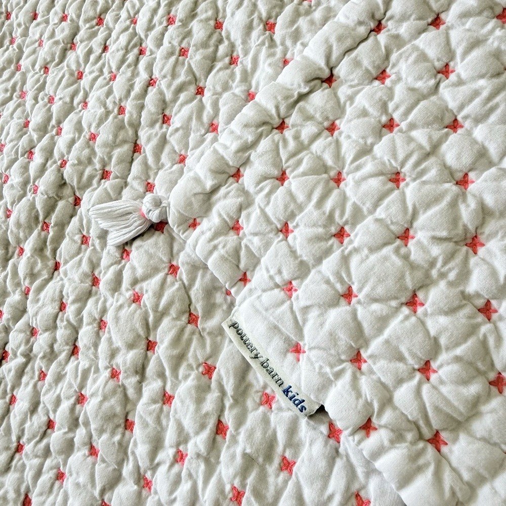 Pottery barn Kids Crib Toddler Quilt Blanket Pink White Nursery Organic Cotton